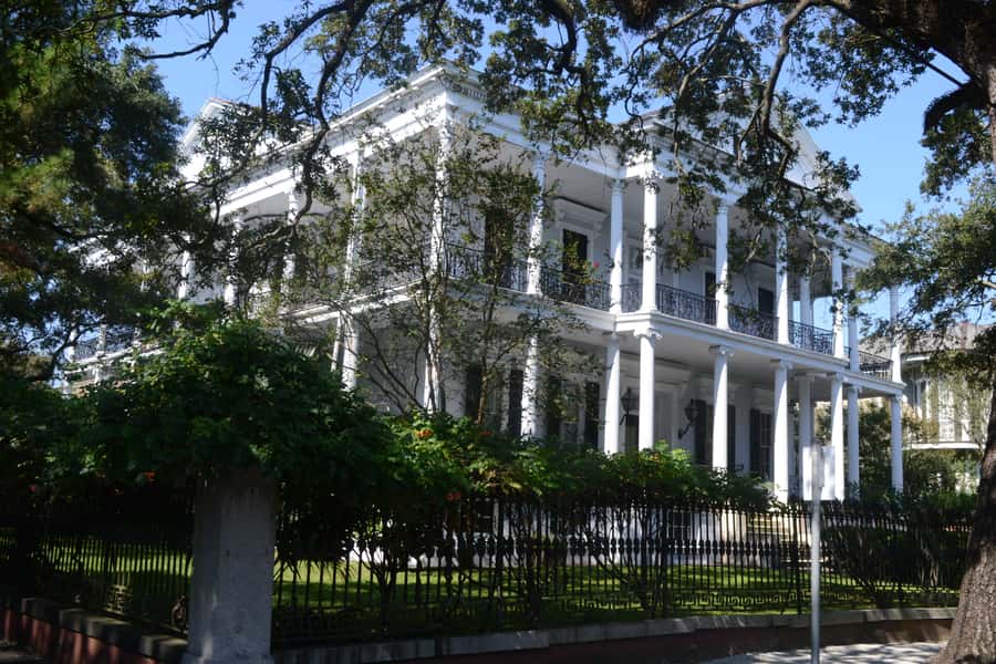 New Orleans: Garden District and French Quarter Bike Tour - The French Quarter by Bicycle