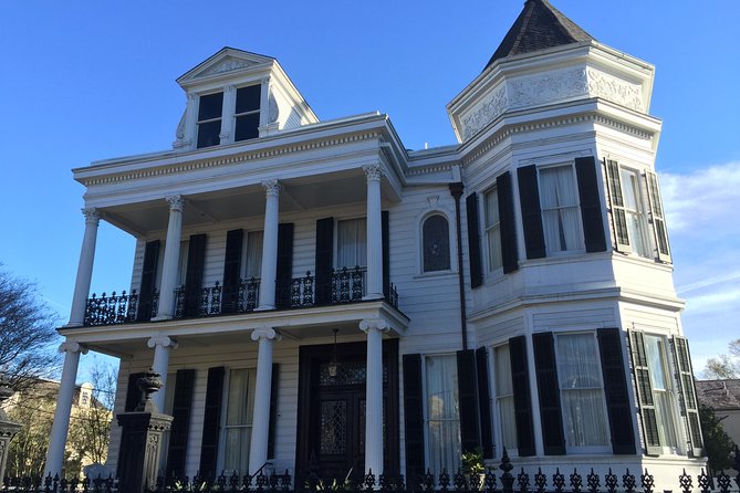 New Orleans Garden District Architecture Tour - Why the Garden District works so well on foot