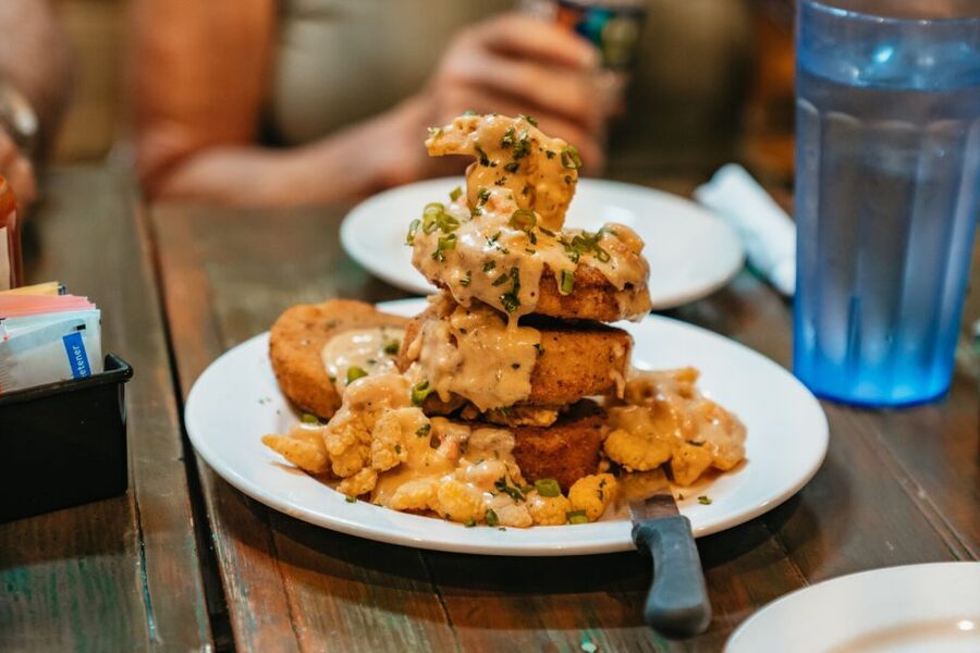 New Orleans: Garden District Food, Drinks & History Tour - What the $95 price includes
