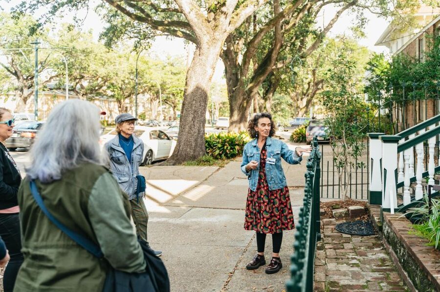 New Orleans: Garden District Guided Walking Tour - The Magazine Street finish