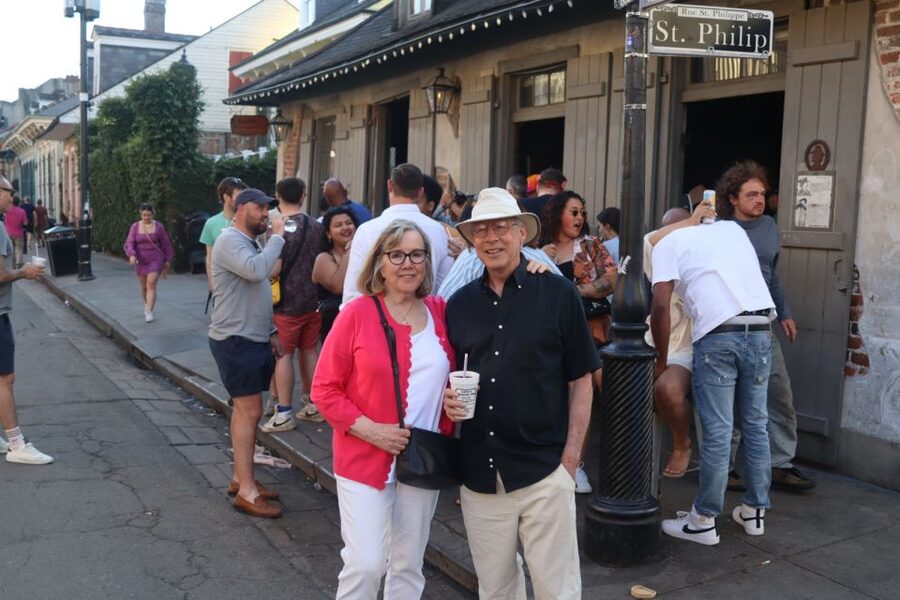 New Orleans: Ghost and Haunted Pub Crawl Tour with Free Shot - Practical booking details for your night out