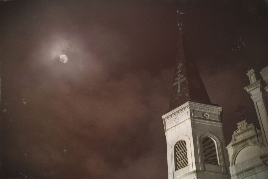 New Orleans: Ghost, Crime, Voodoo, and Vampires Guided Tour - New Orleans after dark, with the lights turned down