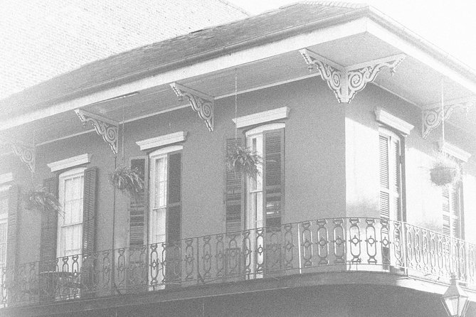 New Orleans Ghost Tour: Go Inside a Haunted Location - Entering a private haunted location on Orleans Street