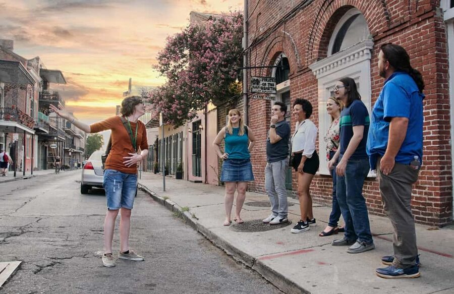 New Orleans: Ghosts of French Quarter Nighttime Walking Tour - Key things to know before you book