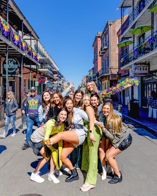 New Orleans: Guided Bourbon Street Bar Crawl with Shots - Walking into the French Quarter and Bourbon Street