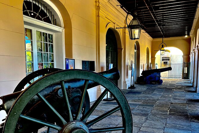 New Orleans Haunted Legends & Scandals Small Group Tour - One hour in the French Quarter