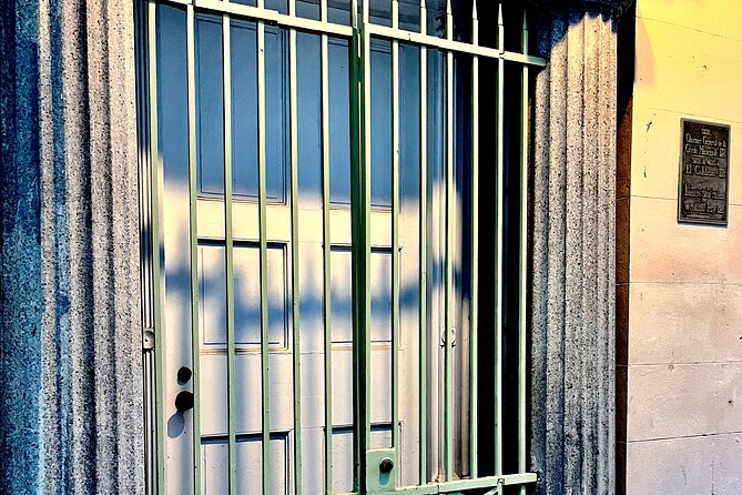 New Orleans Haunted Legends & Scandals Small Group Tour - Voodoo, Marie Laveau, and common misunderstandings
