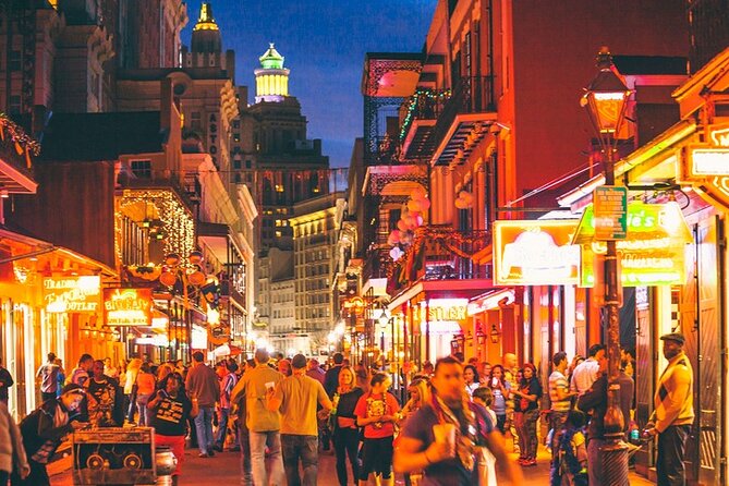 New Orleans: Haunted Pub Crawl - The Guides Shape the Evening