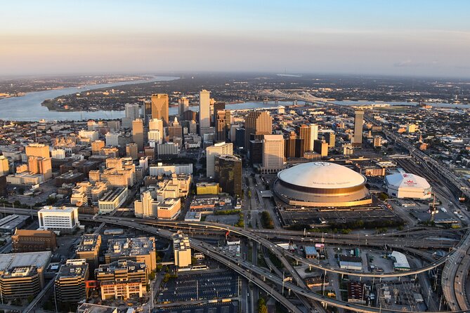 New Orleans Helicopter City Tour - A smooth fit for first-time flyers and families