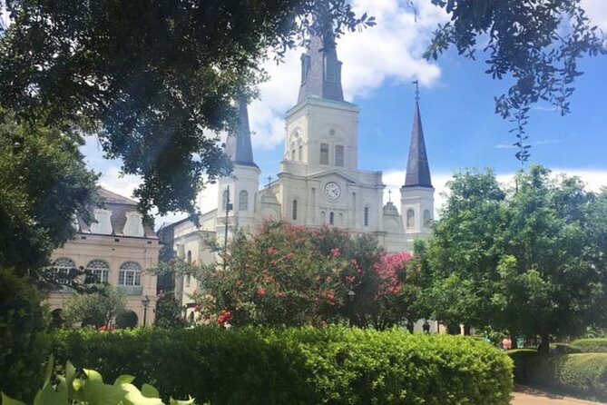 New Orleans Historical and Haunted Walking Tour - More than 10 French Quarter locations on foot