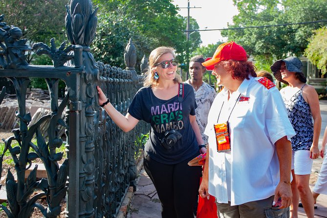 New Orleans Hop-On Hop-Off Unlimited Sightseeing Package - Convention Center, Mardi Gras World, and the river