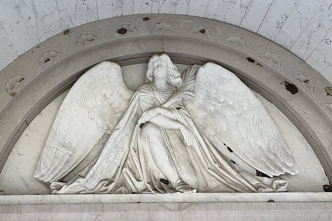 New Orleans Metairie Cemetery Tour: Millionaires and Mausoleums - Sally and Glenn: what to expect from the guides