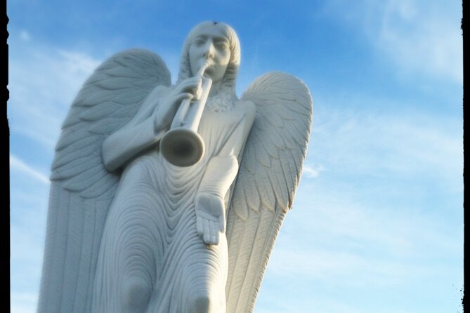 New Orleans Metairie Cemetery Tour: Millionaires and Mausoleums - Is the $35 price good value?