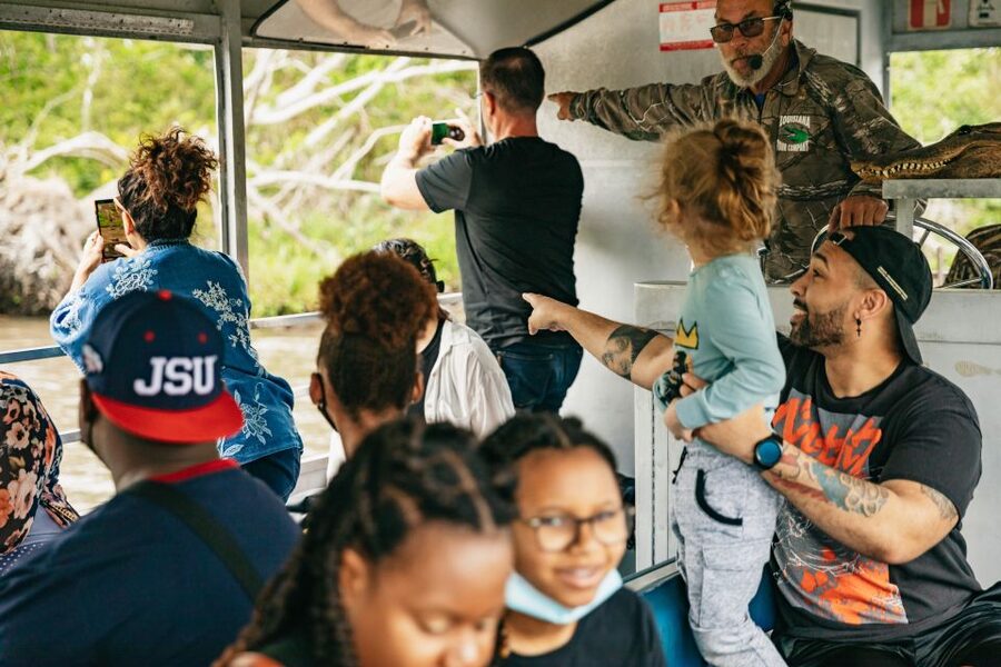 New Orleans: Oak Alley Plantation and Swamp Cruise Day Trip - From Vacherie to the Louisiana wetlands