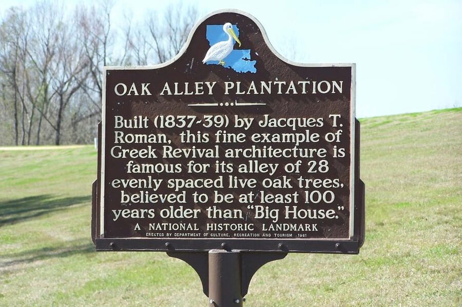 New Orleans: Oak Alley Plantation -N- Swamp Tour Full Day - Three hours at Oak Alley Plantation