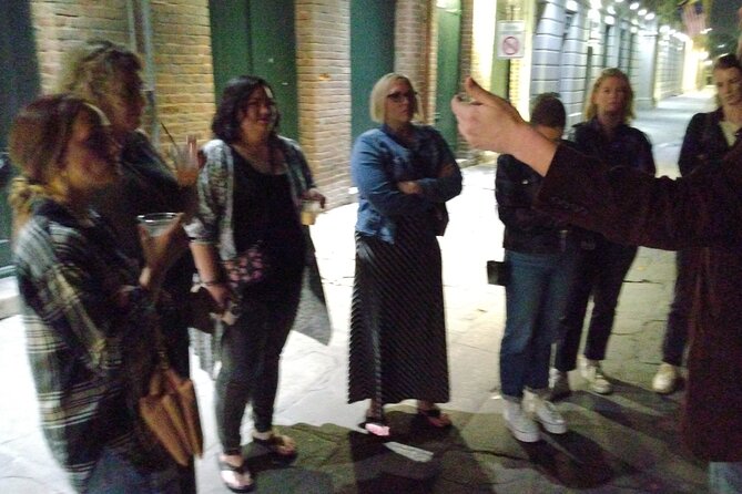New Orleans Original True Crime Pub Crawl - Harry’s Corner, the first 20 minutes