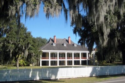 New Orleans Plantation Tour with Transportation