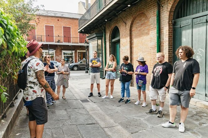 New Orleans Premier Ghost, Voodoo and Vampire Walking Tour - Lafitte’s Blacksmith Shop Bar and a pause in the route