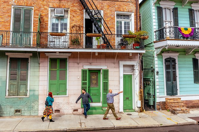 New Orleans Private Kickstart Tour with a Local - Bourbon Street: Fun, Noise, and Common Traps