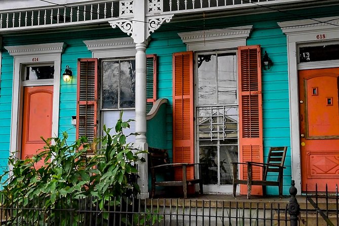 New Orleans Sightseeing City Tour - The Garden District, Lafayette Cemetery, and Magazine Street