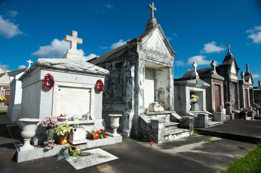 New Orleans: St. Louis Cemetery #3 Guided Walking Tour - Heat, Rain, and What to Bring