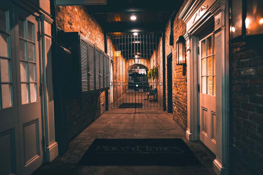 New Orleans: True Crime Pub Crawl - The $37 price and what you receive