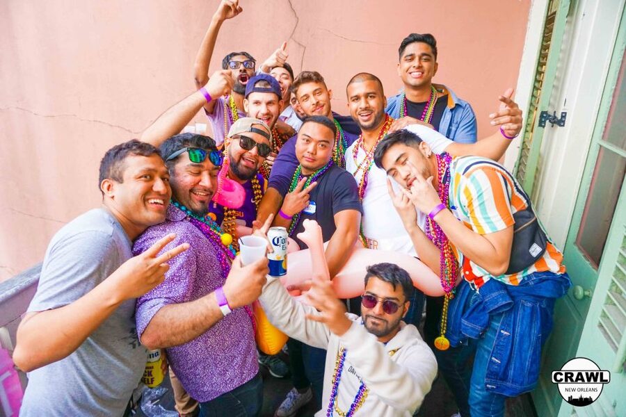 New Orleans: VIP Bar and Club Crawl Tour with Free Shots - Should you book the Crawl New Orleans bar crawl?