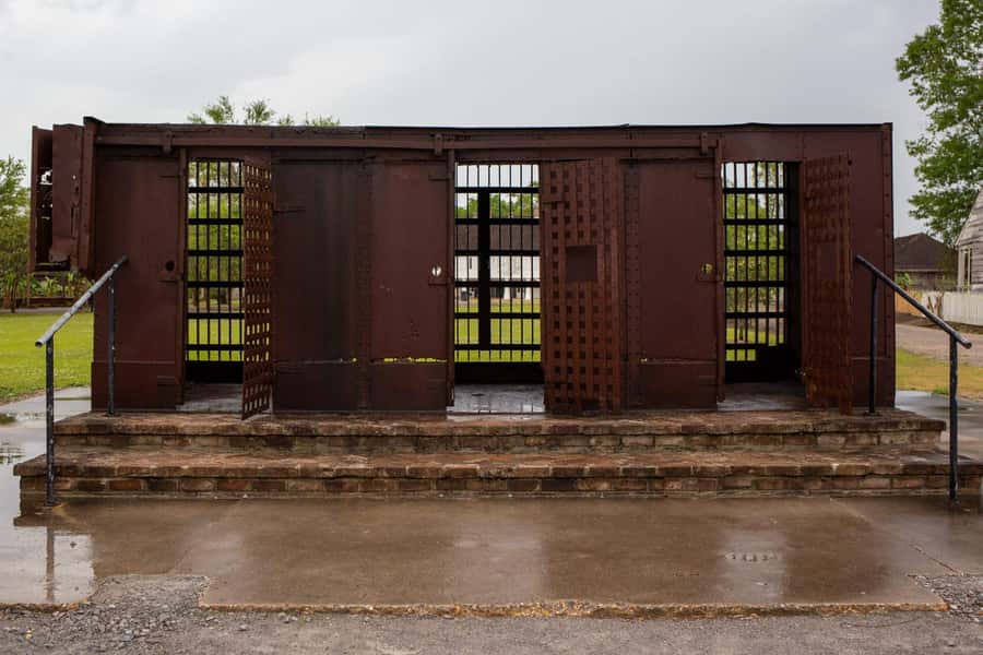 New Orleans: Whitney Plantation Half-Day Tour (Guided Tour) - Who will enjoy this tour most