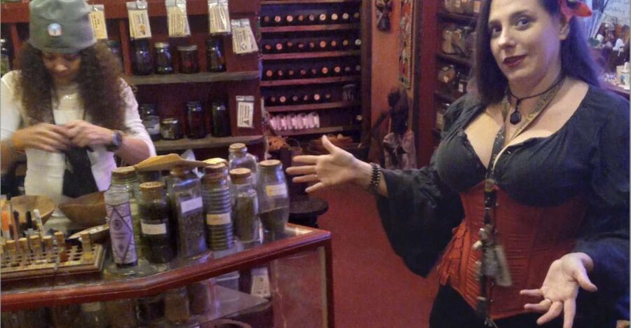 New Orleans: Wicked History Walking Tour with a Local Witch - Key points to know before booking