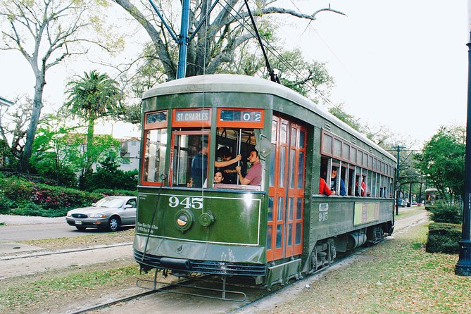 NOLA Garden District and Gates of Lafayette Cemetery Tour - Who should book this Garden District walk?