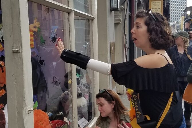 Nutty New Orleans Scavenger Hunt - French Quarter Clues and Local Details