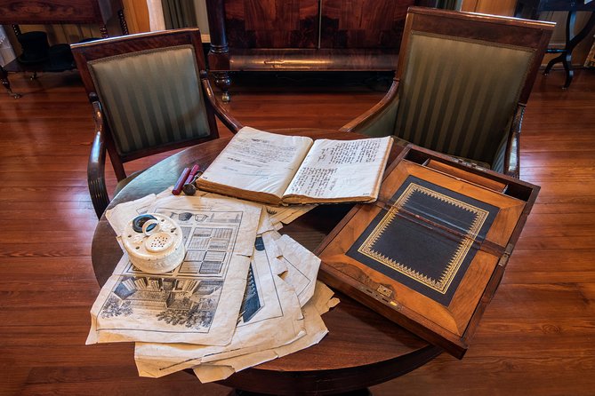 Oak Alley Plantation Tour with Hotel Pickup - The slavery exhibits deserve your full attention