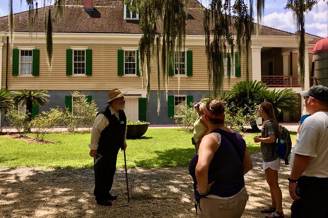 Private Louisiana Plantations Tour with Gourmet Lunch from New Orleans - San Francisco Plantation, if included in your confirmed schedule