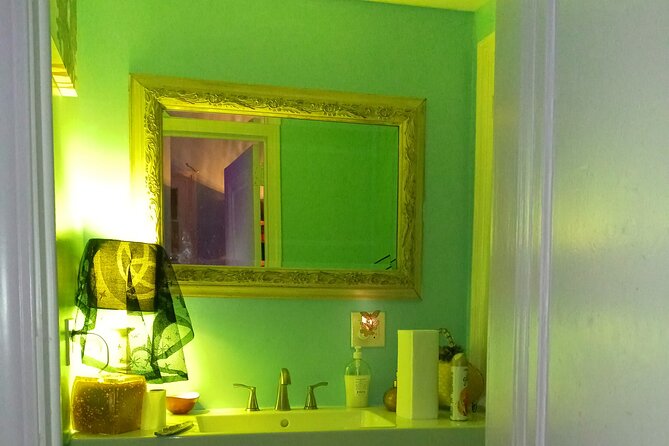 Private Tour and Seance at the House on Bourbon - Key points before you book