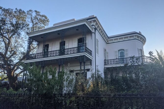 Self Guided Walking Tour of New Orleans' Historic Garden District - Why this Garden District walk works so well