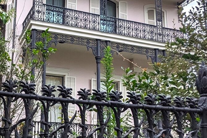 Self Guided Walking Tour of New Orleans' Historic Garden District - Pritchard-Pigot House and the neighborhood’s varied style