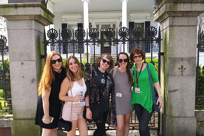 Small-Group Glamorous Garden District Tour - Heat, sidewalks, and what to bring
