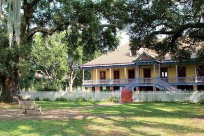 Small-Group Laura and Whitney Plantation Tour from New Orleans