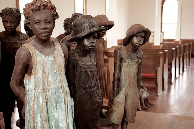 Small-Group Laura and Whitney Plantation Tour from New Orleans - A five-minute look at Evergreen Plantation