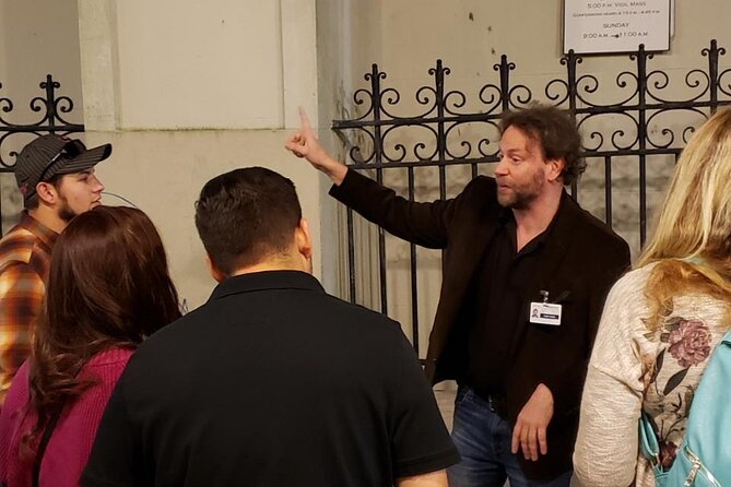 Spirits: New Orleans Cocktail & Ghost Tour - The first stories: setting the mood without fake scares