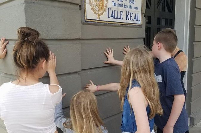 Twilight Tour- Hauntings for Tweens (8 - 12 y.o.) - How much walking and time to expect