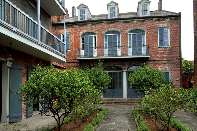 Urban Enslavement Tour at Hermann Grima House - A difficult contrast between luxury and labor