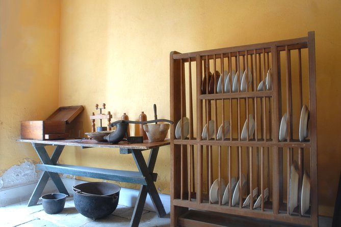 Urban Enslavement Tour at Hermann Grima House - The one-hour format and guide style