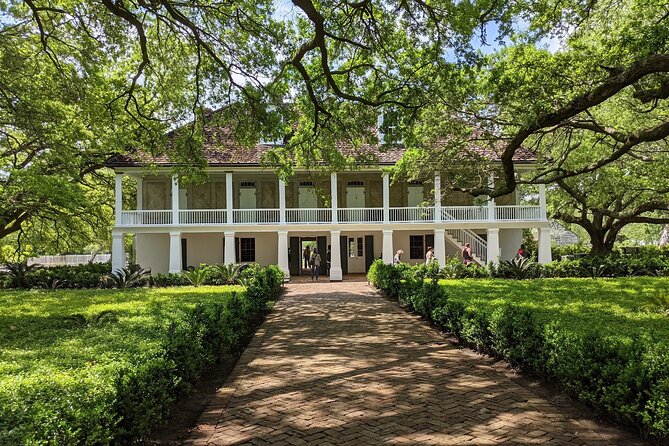 Whitney Plantation and Museum Tour from New Orleans - From New Orleans to the Great River Road