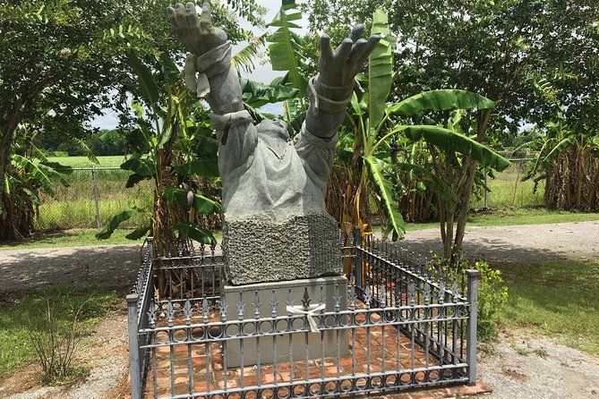 Whitney Plantation Tour with New Orleans Hotel Pickup - The driver can shape the whole day